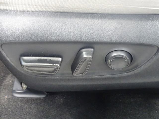 Used 2021 Toyota RAV4 XLE image 17