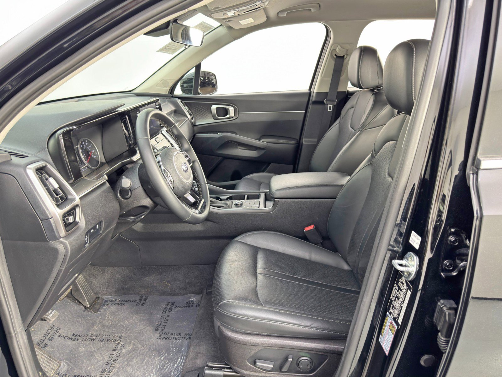 Used 2021 Kia Sorento S FWD image 15