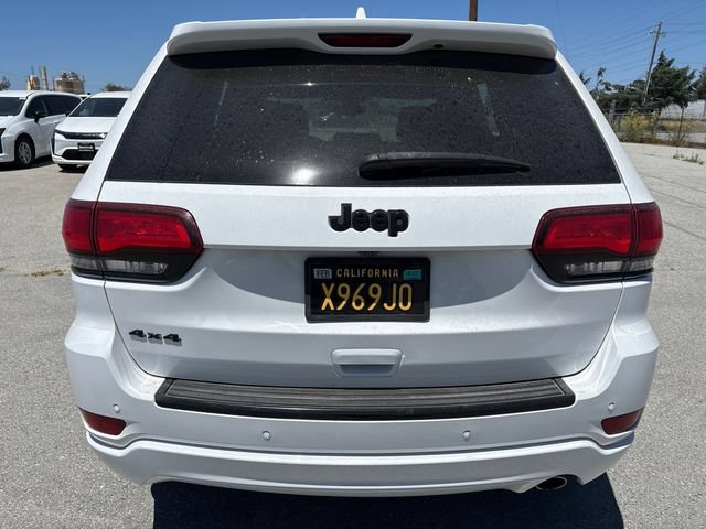 Used 2018 Jeep Grand Cherokee Altitude AWD/4WD image 5