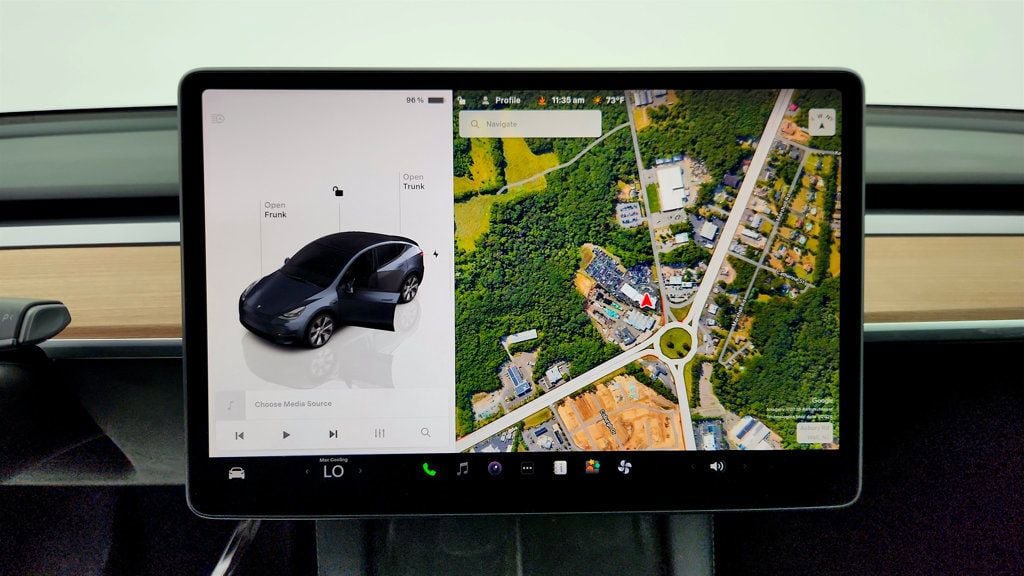 Used 2023 Tesla Model Y Long Range image 23