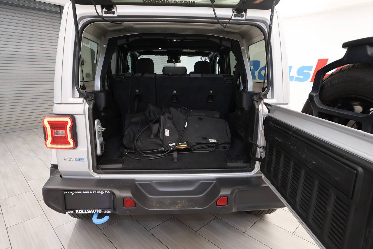 Used 2024 Jeep Wrangler Unlimited Sahara w/ Safety Group AWD/4WD image 38