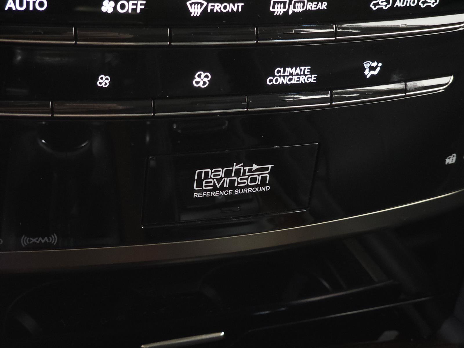 Used 2019 Lexus LX 570 4WD image 35