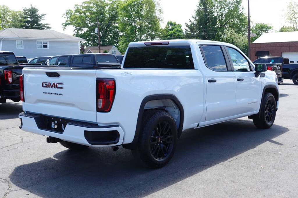 Used 2024 GMC Sierra 1500 Pro w/ Graphite Edition AWD/4WD image 5