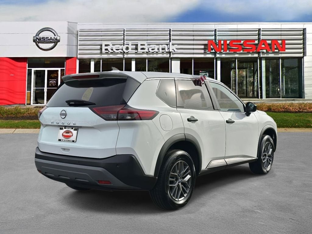 Used 2023 Nissan Rogue S FWD image 5