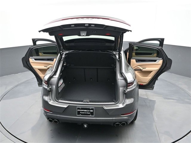 New 2026 Porsche Cayenne S image 27