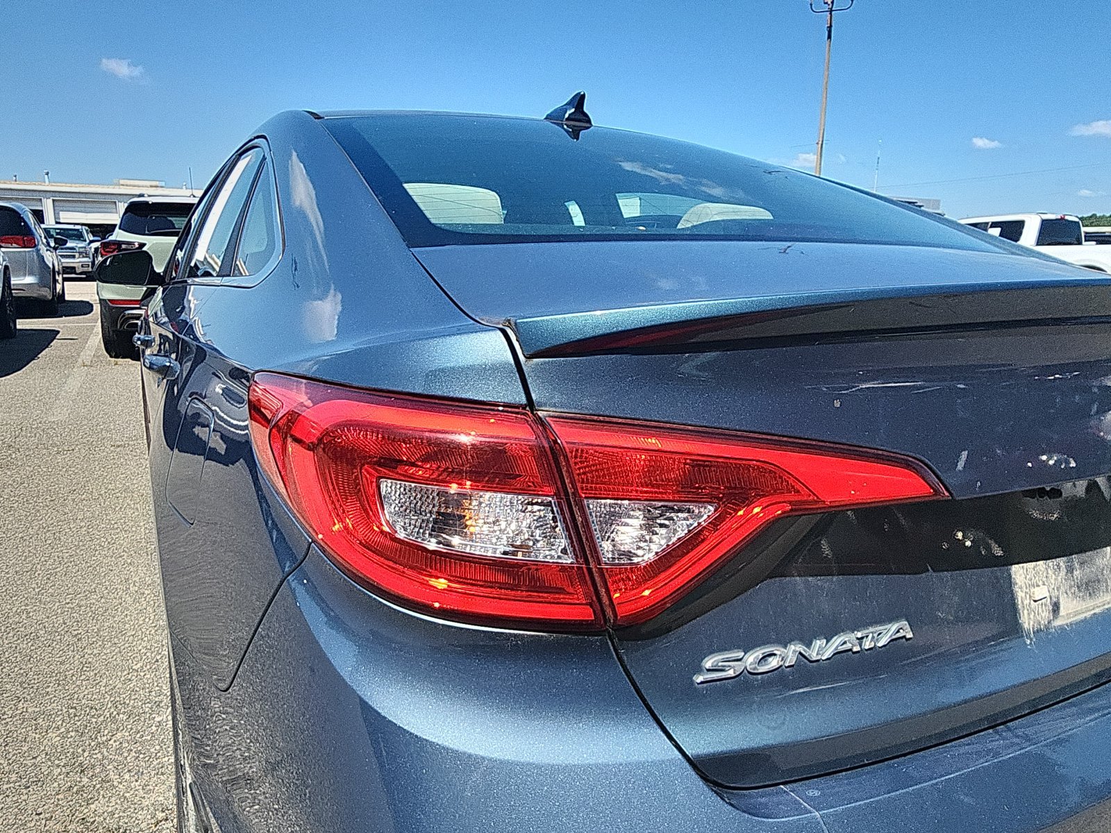 Used 2016 Hyundai Sonata SE FWD image 10