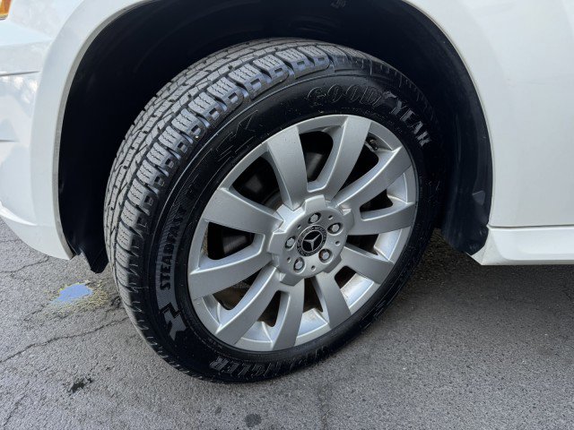 Used 2012 Mercedes-Benz GLK 350 4MATIC image 40