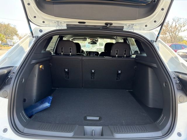 New 2026 Chevrolet Trax RS image 11