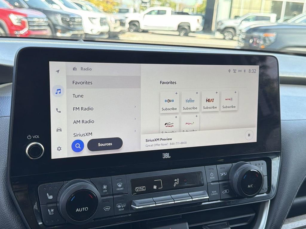 Used 2024 Toyota Grand Highlander Limited image 14