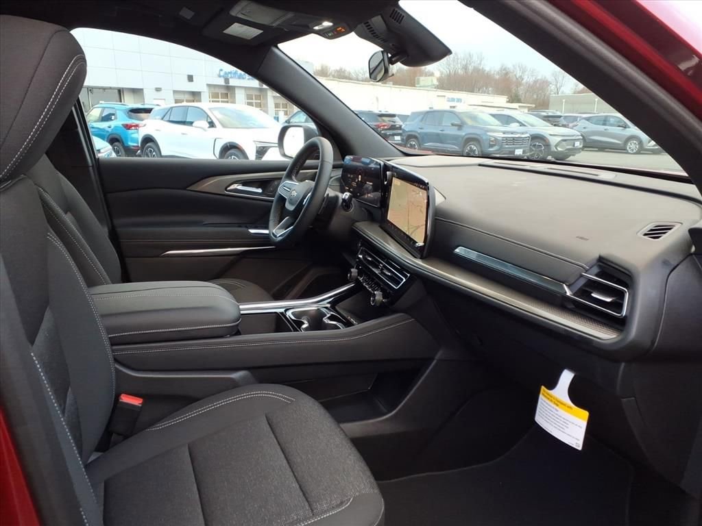 New 2026 Chevrolet Traverse LT image 17