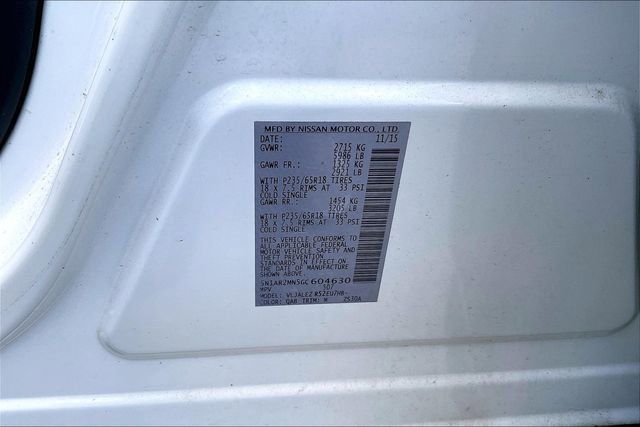 Used 2016 Nissan Pathfinder SV w/ SV Cold Weather Package FWD image 14