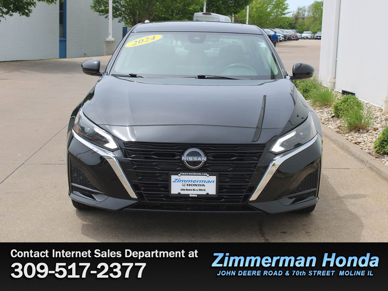 Used 2024 Nissan Altima 2.5 SV w/ SV Premium Package AWD/4WD image 4