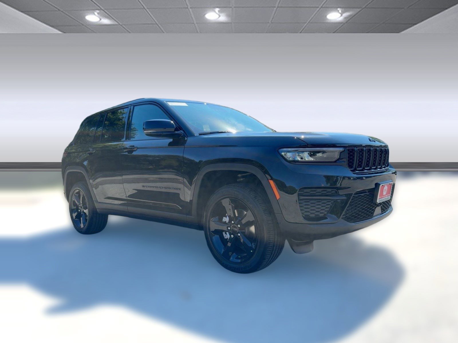 New 2025 Jeep Grand Cherokee Altitude image 7