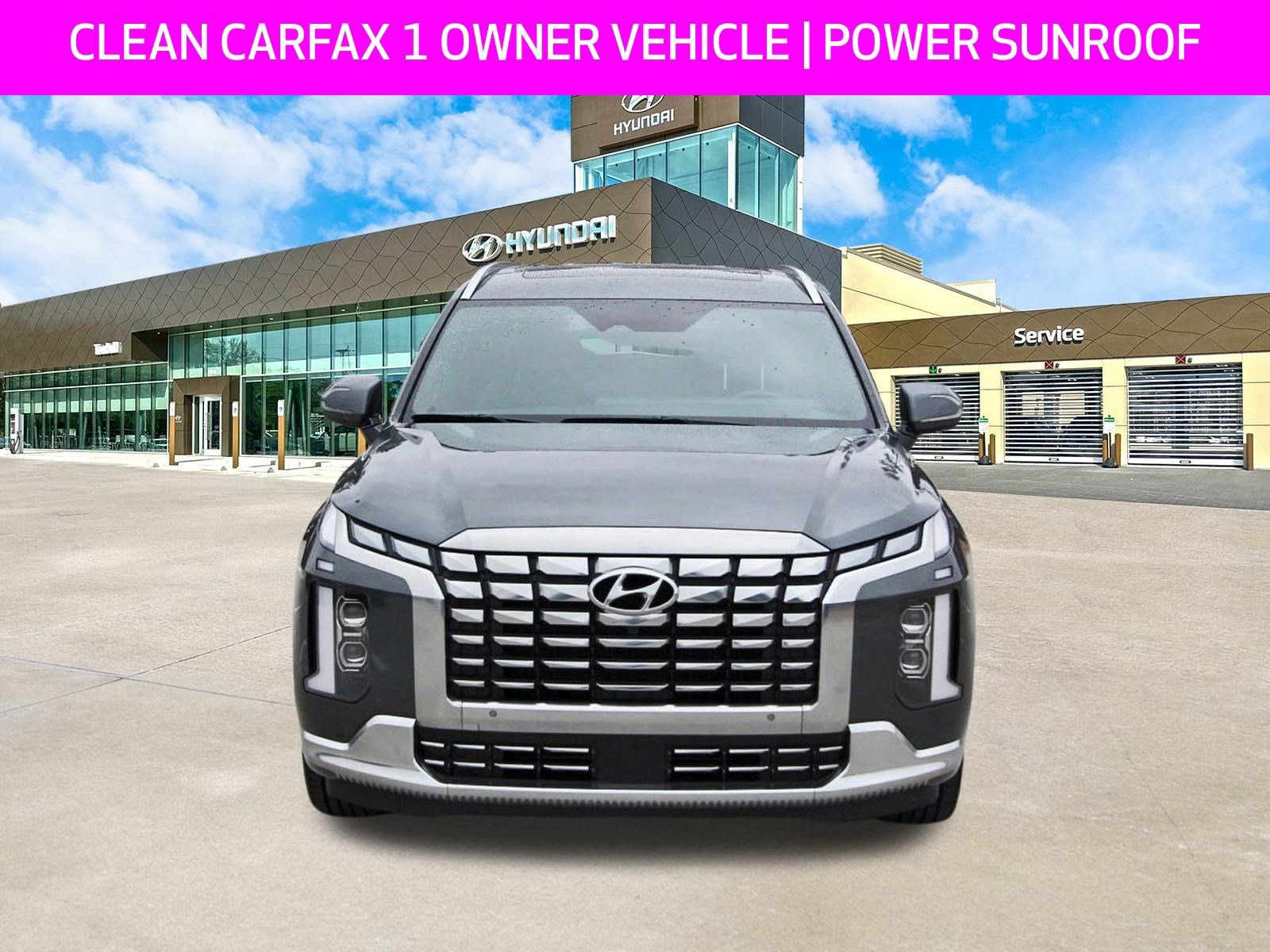 Used 2023 Hyundai Palisade Calligraphy image 2