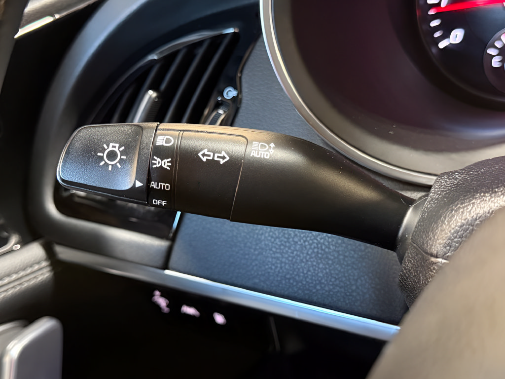 Used 2022 Kia Stinger GT-Line RWD image 29