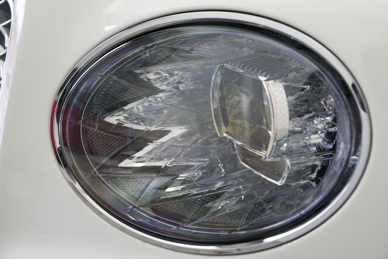 Used 2022 Bentley Bentayga image 80