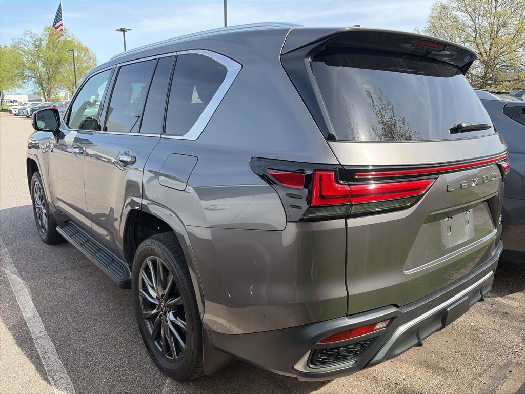 Used 2024 Lexus LX 600 F Sport AWD/4WD image 9