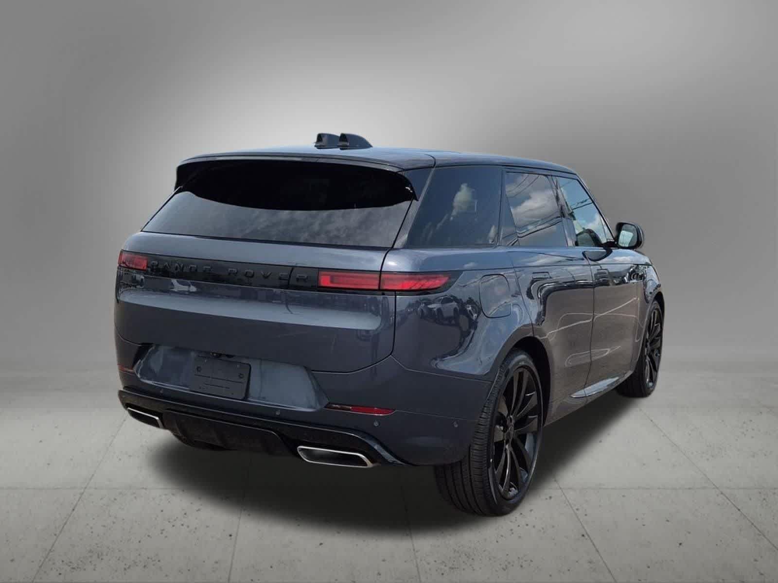 New 2026 Land Rover Range Rover Sport Dynamic SE AWD/4WD image 6