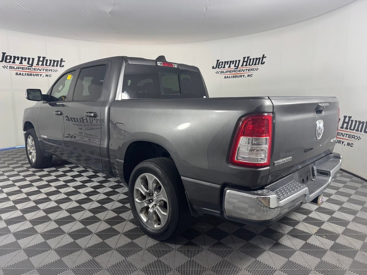 Used 2022 RAM 1500 Big Horn AWD/4WD image 9
