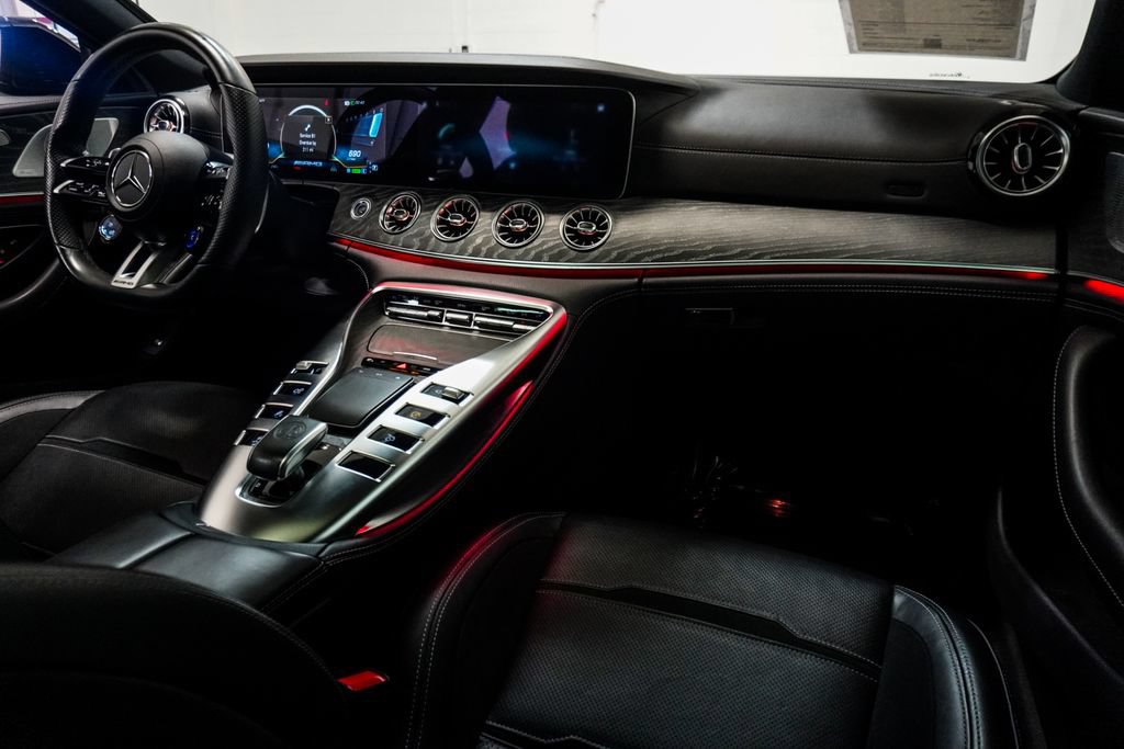 Used 2022 Mercedes-Benz AMG GT 43 image 11