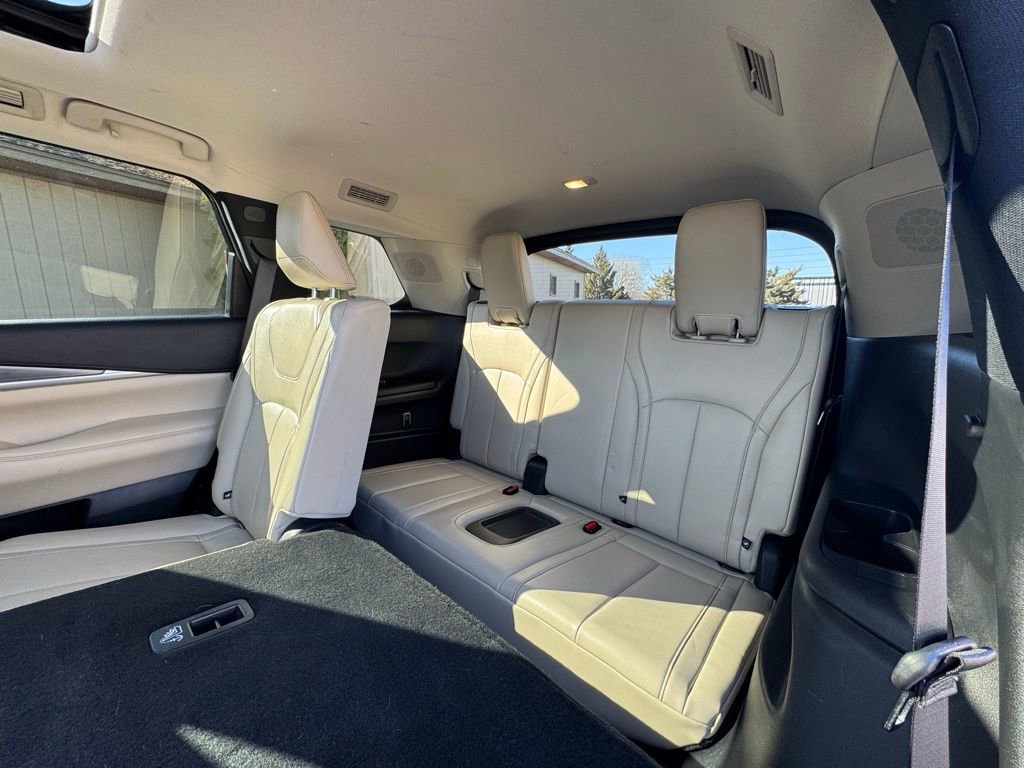 Used 2022 INFINITI QX60 Luxe image 32