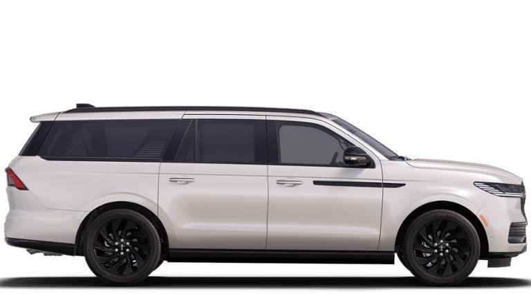 New 2025 Lincoln Navigator L Reserve w/ Jet Appearance Package image 5