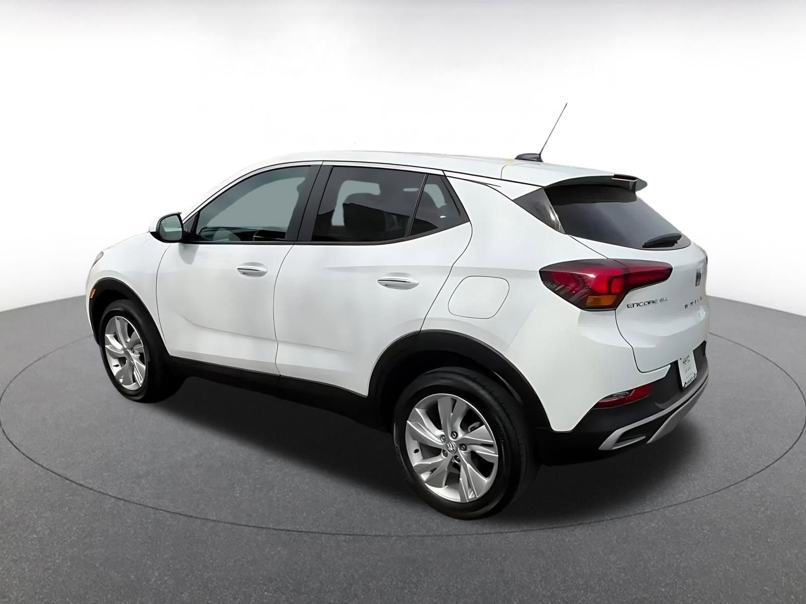 Used 2025 Buick Encore GX Preferred image 10