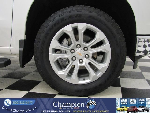 Certified 2025 Chevrolet Silverado 1500 LTZ AWD/4WD image 3
