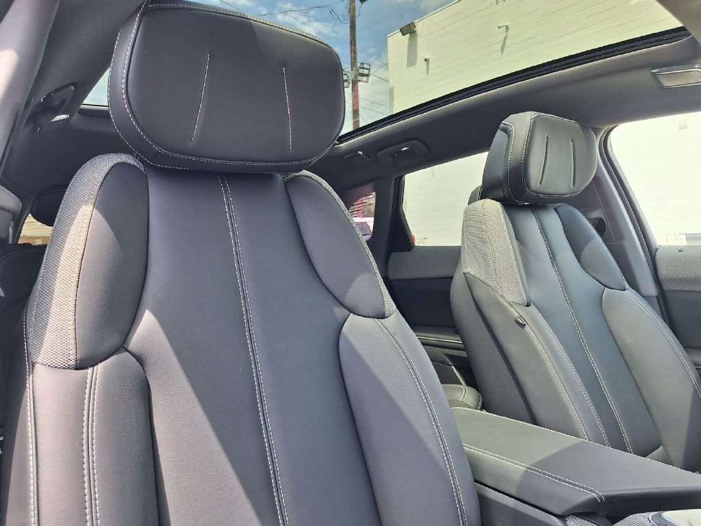 New 2026 Cadillac Optiq Luxury 1 RWD image 21
