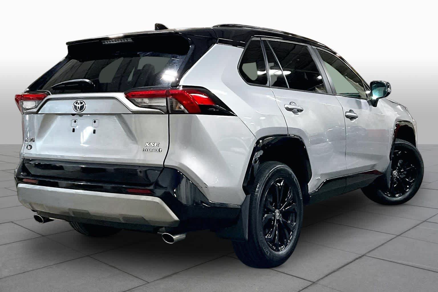 Certified 2024 Toyota RAV4 XSE w/ Weather Package AWD/4WD image 13