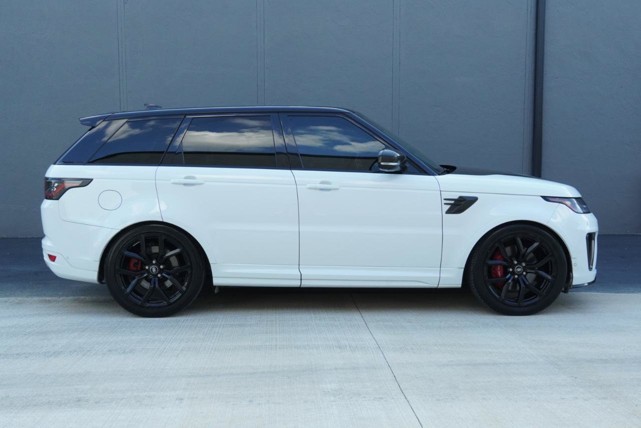 Used 2022 Land Rover Range Rover Sport SVR Carbon Edition AWD/4WD image 5
