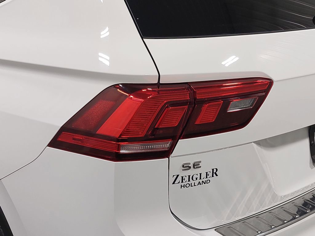 Used 2022 Volkswagen Tiguan SE image 35