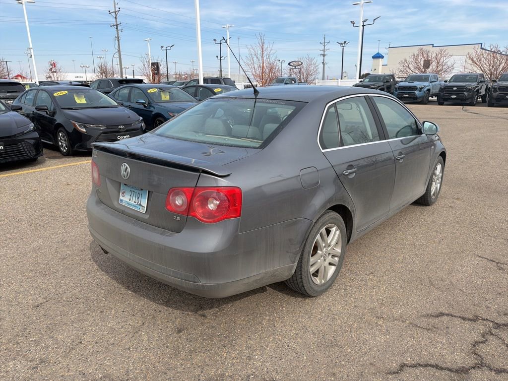 Used 2007 Volkswagen Jetta Wolfsburg Edition image 5