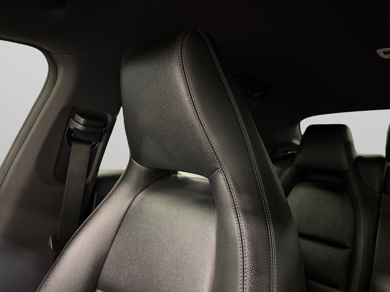 Used 2018 Mercedes-Benz CLA 250 4MATIC image 35