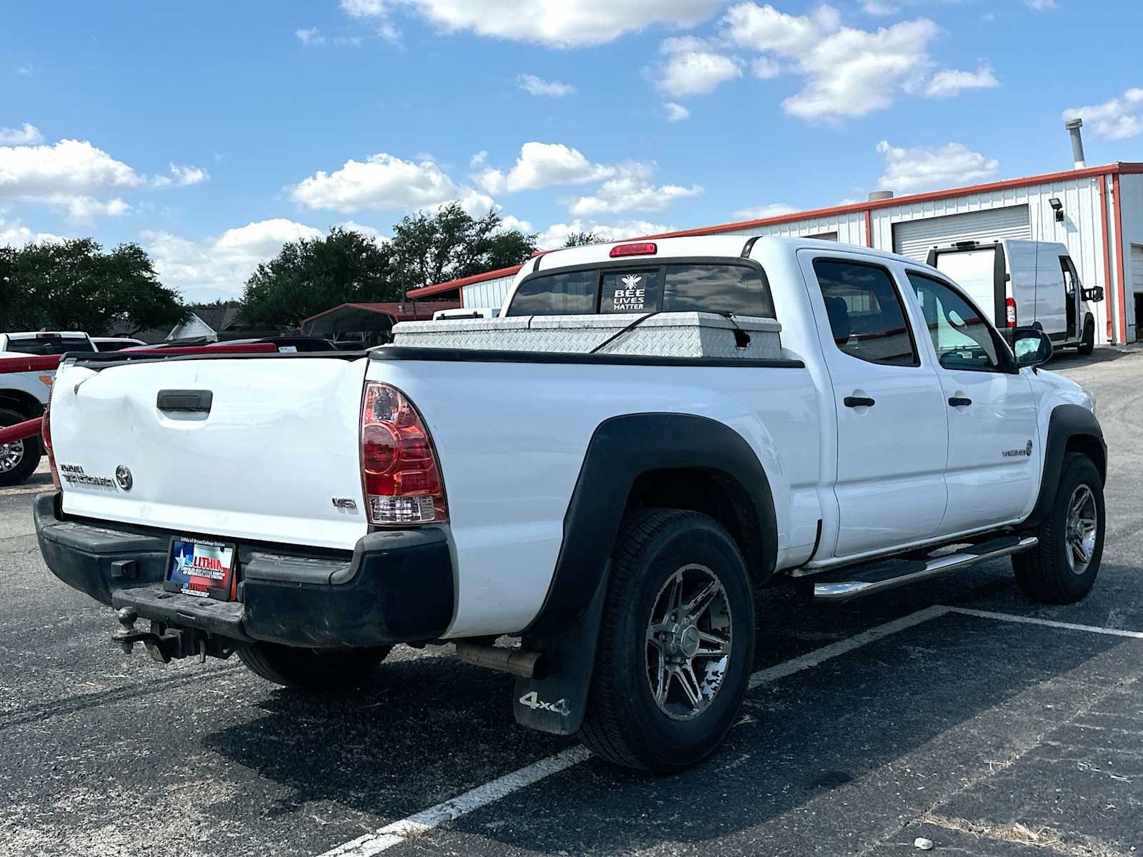 Used 2014 Toyota Tacoma 4x4 Double Cab w/ Convenience Package image 3