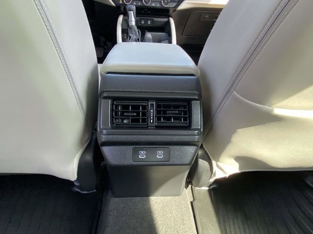 Used 2024 Honda Accord Touring image 11