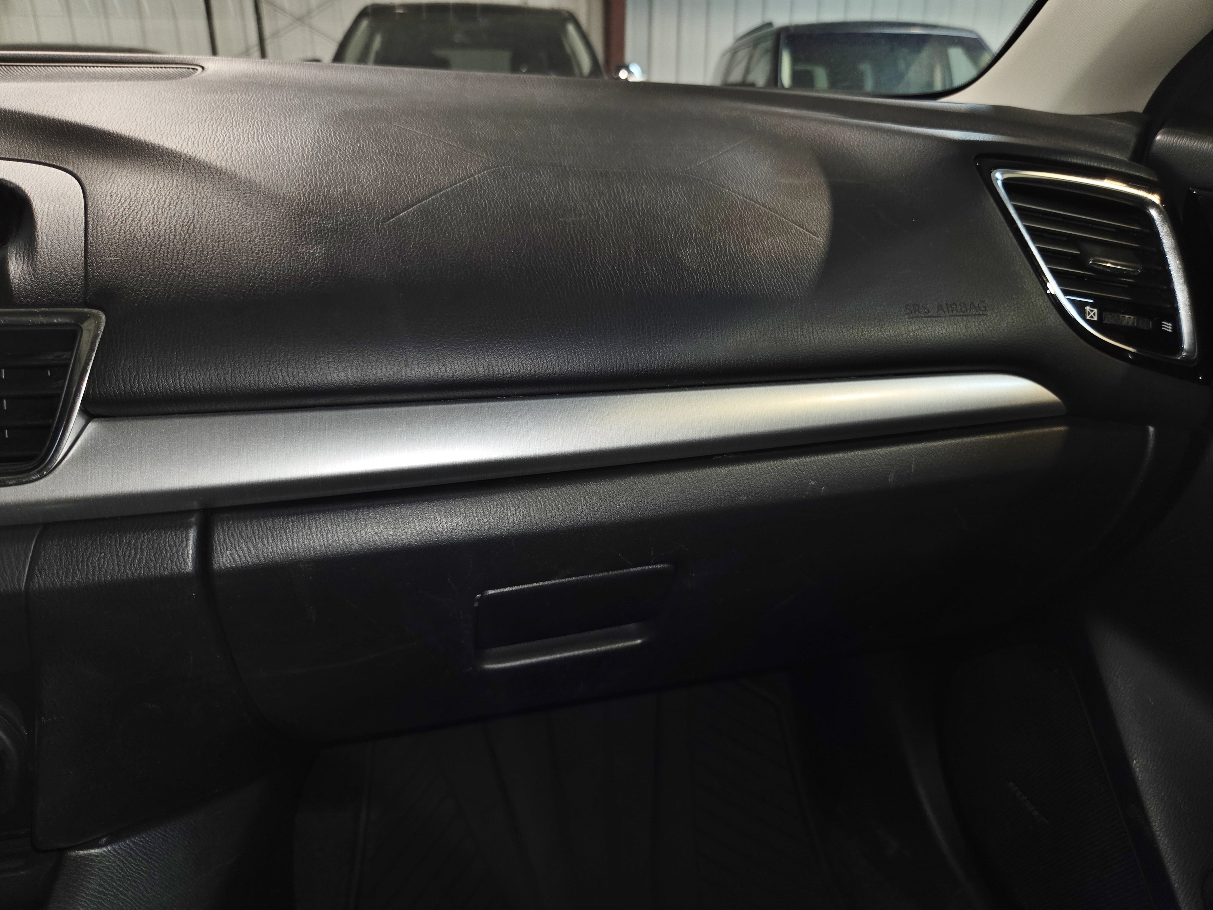 Used 2014 MAZDA MAZDA3 s Touring FWD image 35