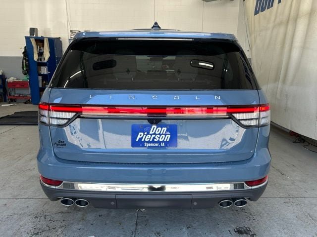 New 2026 Lincoln Aviator AWD image 5