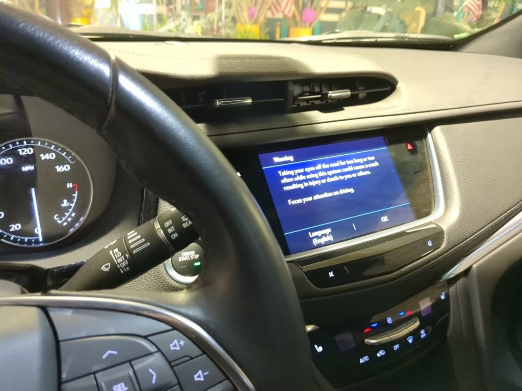 Used 2023 Cadillac XT5 Luxury AWD/4WD image 16