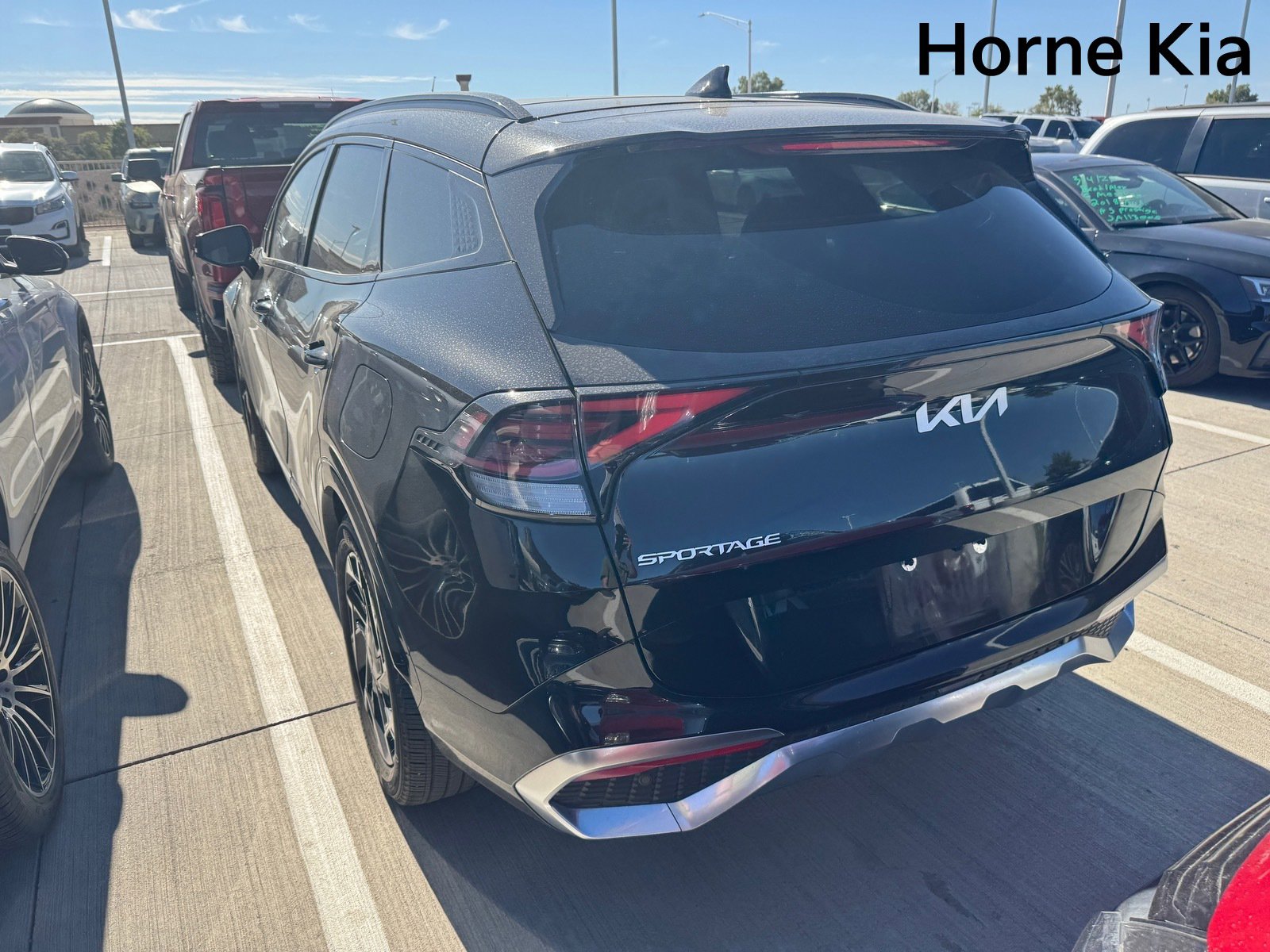 Certified 2023 Kia Sportage SX image 3