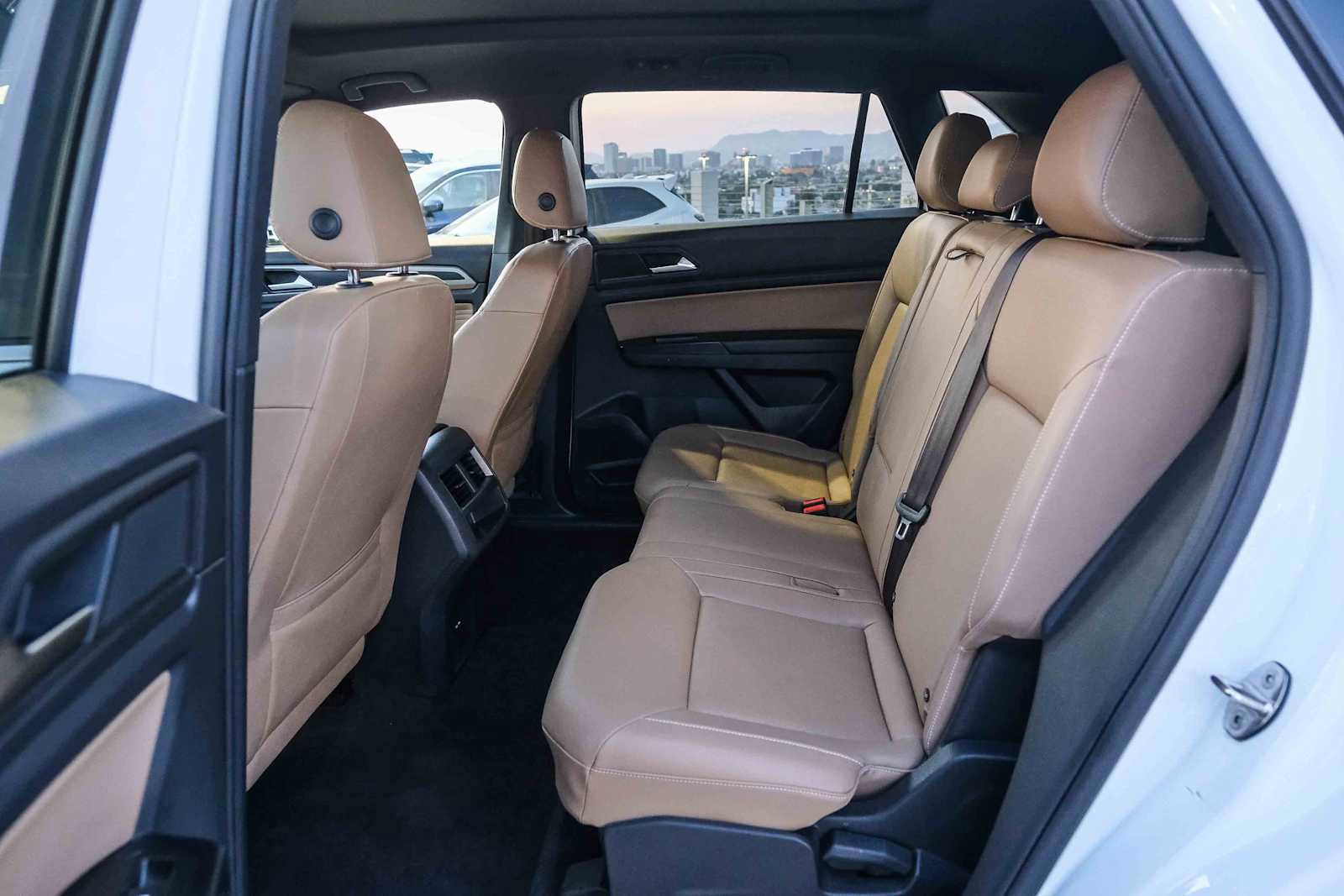 Used 2020 Volkswagen Atlas Cross Sport SEL FWD image 19