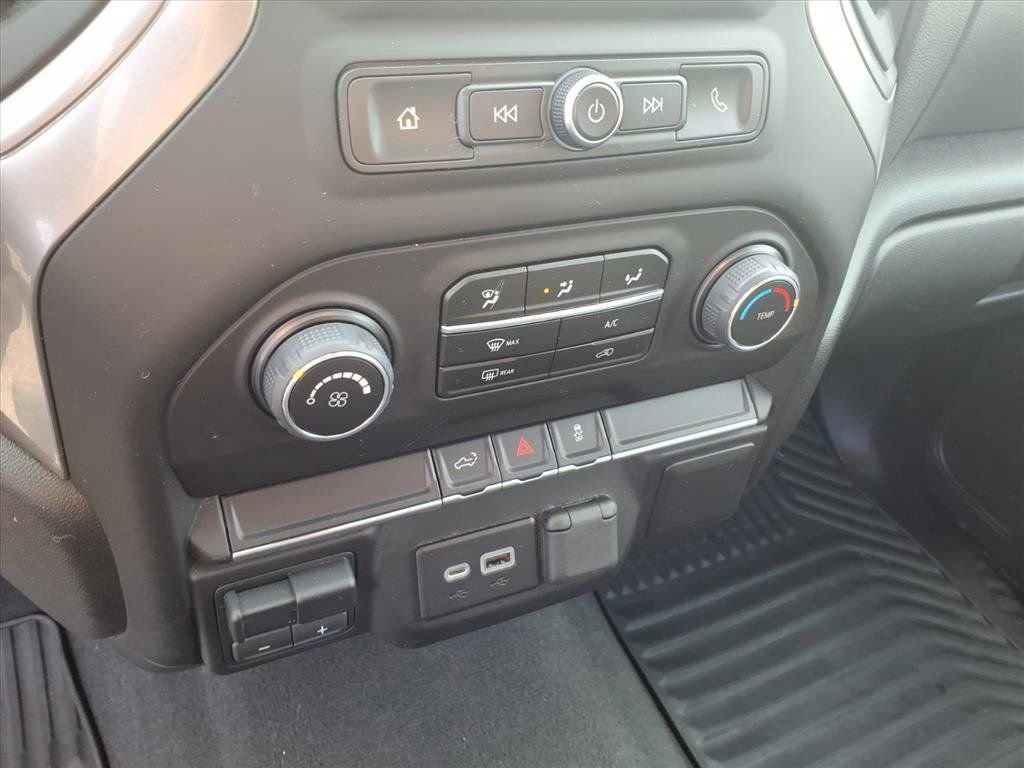 Used 2023 Chevrolet Silverado 2500 Custom w/ Custom Convenience Package image 30