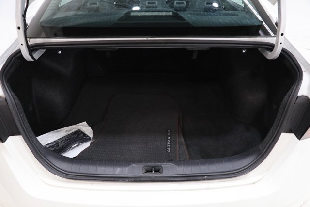 Used 2025 Nissan Altima 2.5 SR FWD image 30