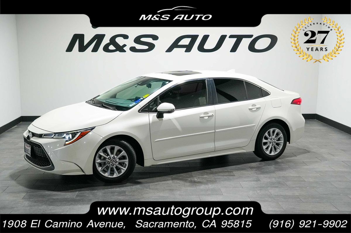 Used 2020 Toyota Corolla XLE FWD image 1