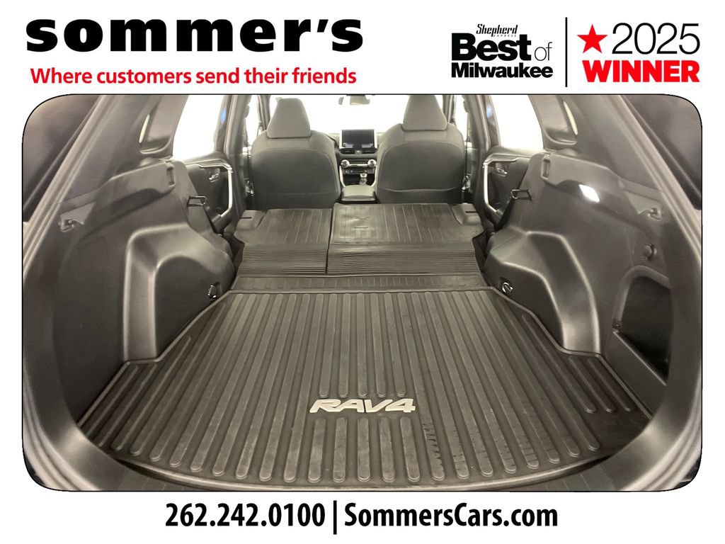 Used 2024 Toyota RAV4 SE w/ Convenience Package AWD/4WD image 28