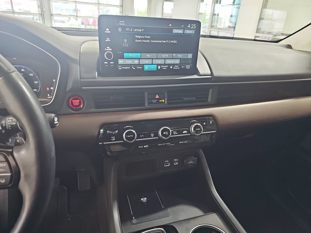 Used 2023 Honda Pilot Elite image 27