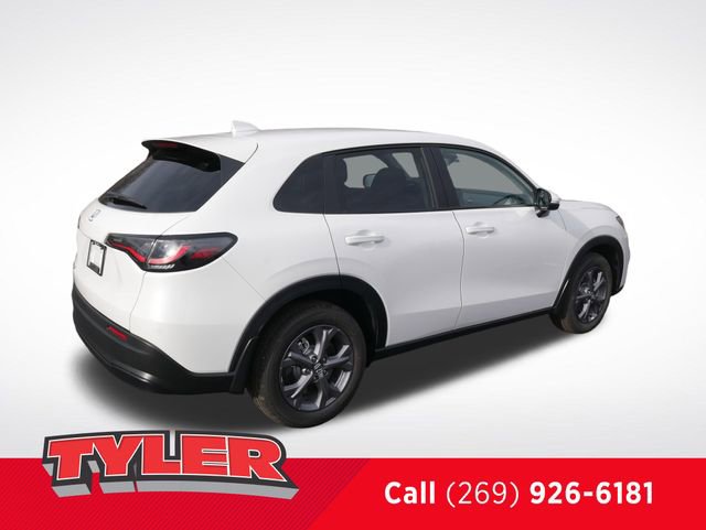 New 2026 Honda HR-V LX image 8