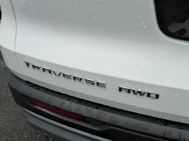 Used 2026 Chevrolet Traverse LT image 18