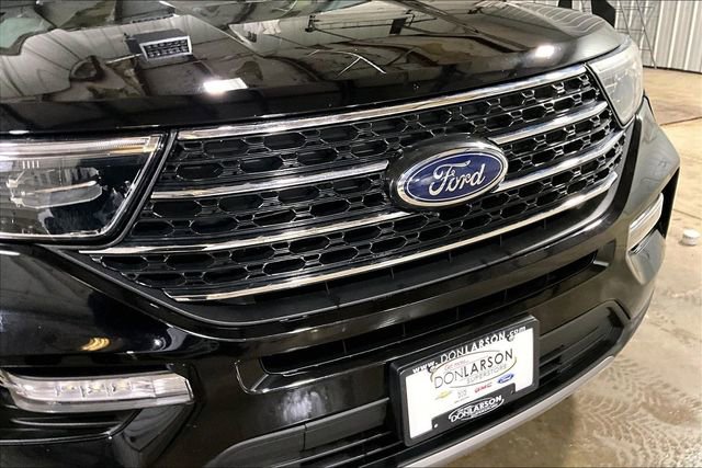 Used 2022 Ford Explorer XLT w/ Equipment Group 202A image 10