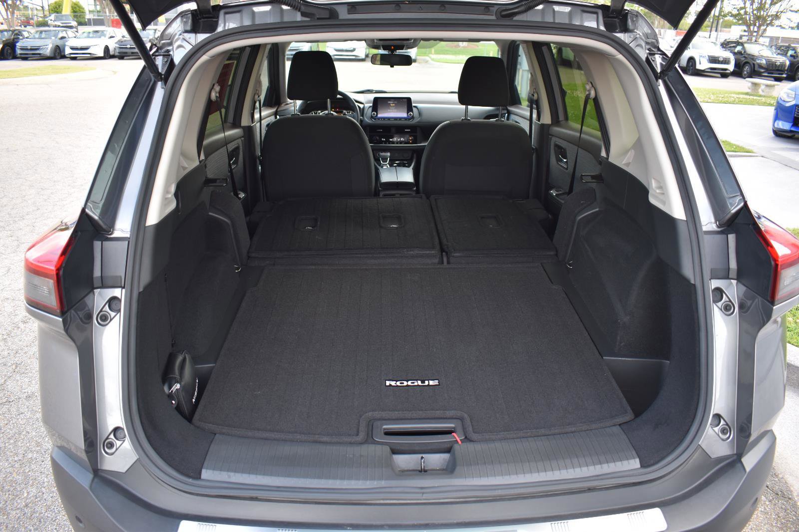 Certified 2023 Nissan Rogue SV image 51